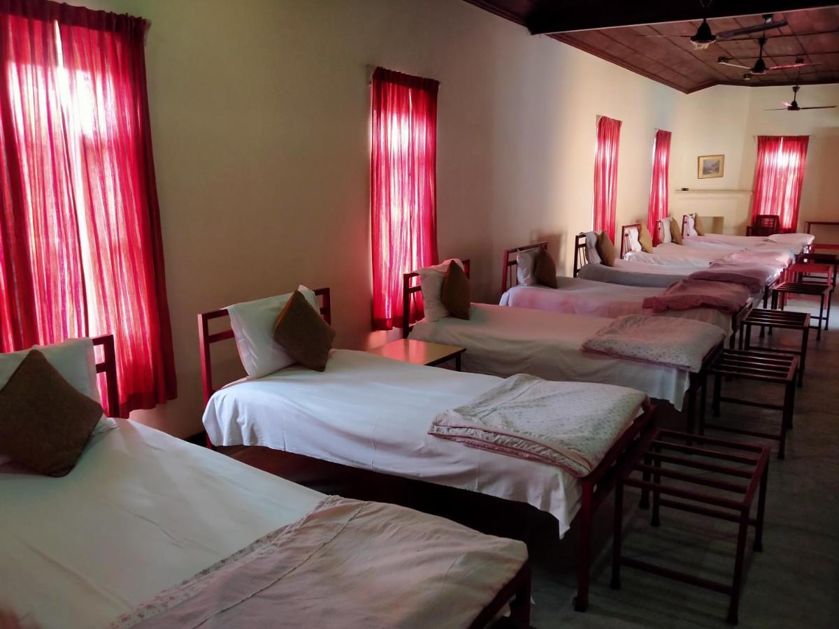 Hotel Naurang Yatri Niwas Garli Exterior foto
